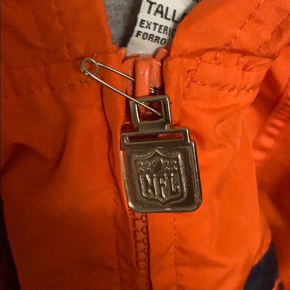 4T Denver Broncos windbreaker with hood. - Picture 8 of 8